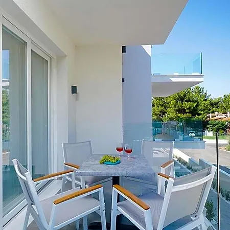Aparthotel Astera
