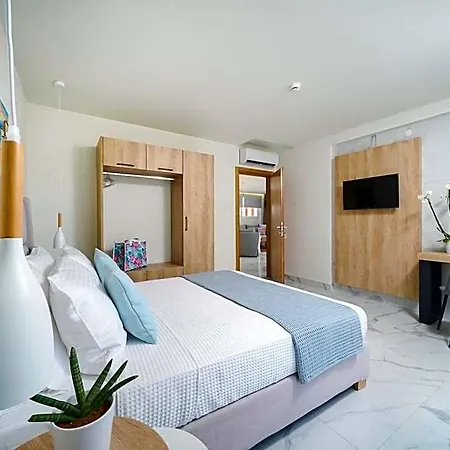 Astera 4* لايميناس